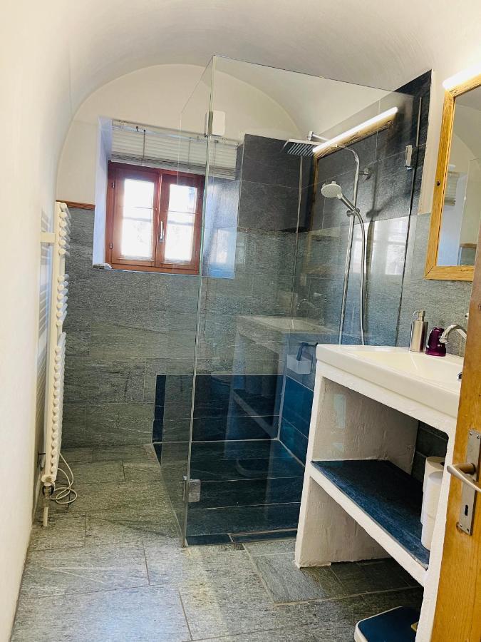 Chasa Engadina Daire Sent Oda fotoğraf
