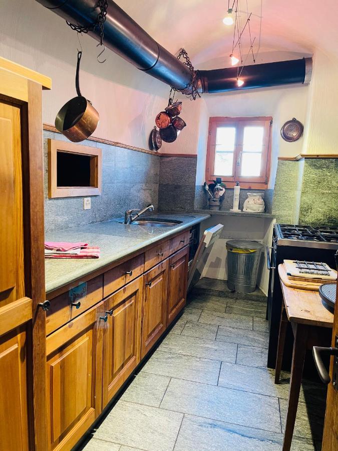 Chasa Engadina Daire Sent Oda fotoğraf