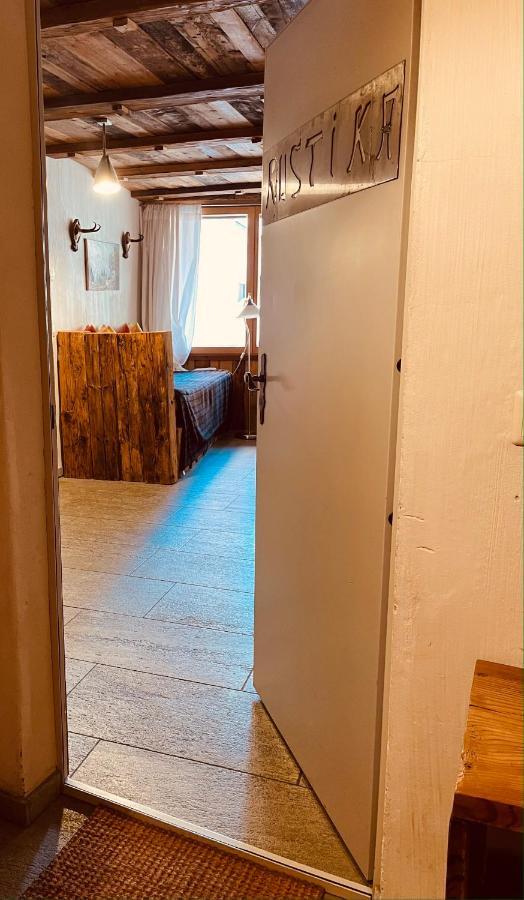 Chasa Engadina Daire Sent Dış mekan fotoğraf